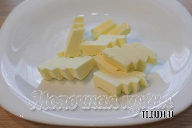 Кусочки масла
