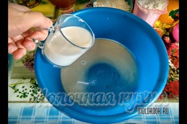 Добавление молока
