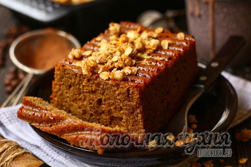 Ароматный кофейный пирог на кефире – вкусное лакомство из того, что почти всегда есть в холодильнике