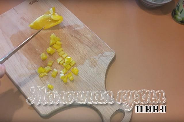 Кубики сладкого перца