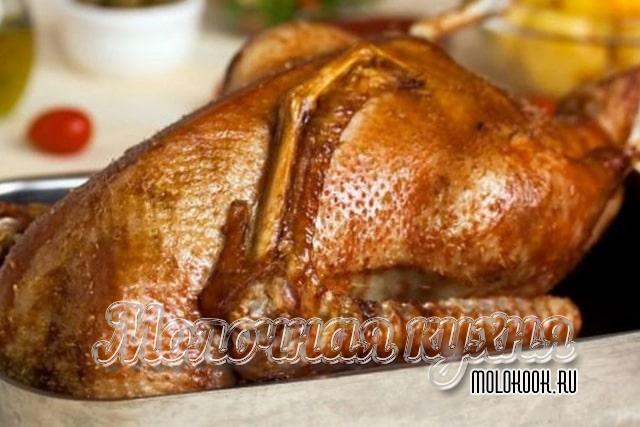 Рецепт приготовления гуся с черносливово-яблочной начинкой