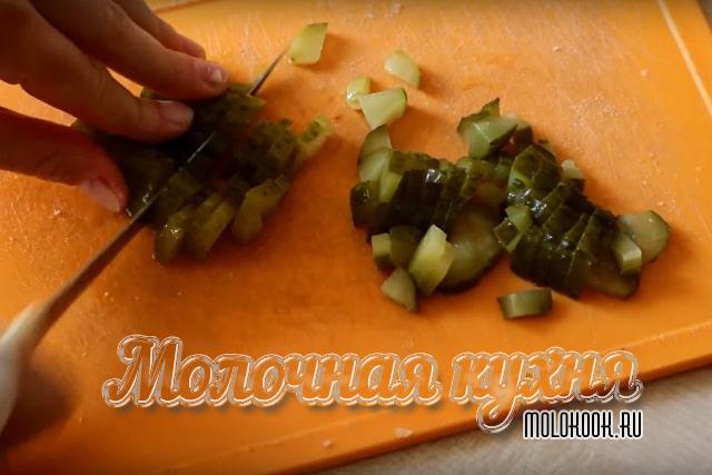 Нарезка огурцов