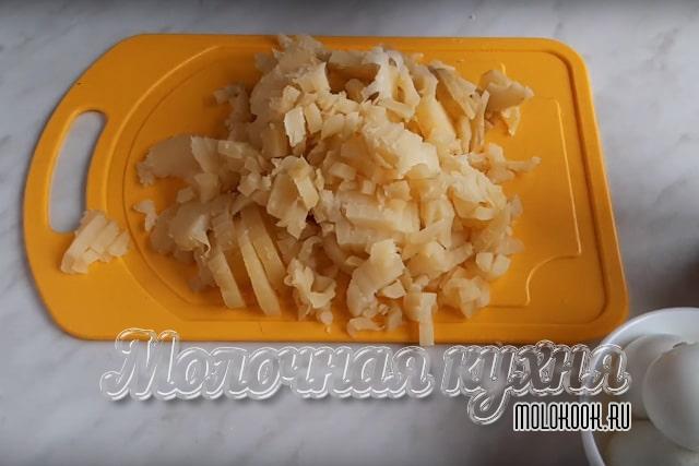 Картошка порезана