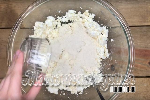 Добавление манной крупы