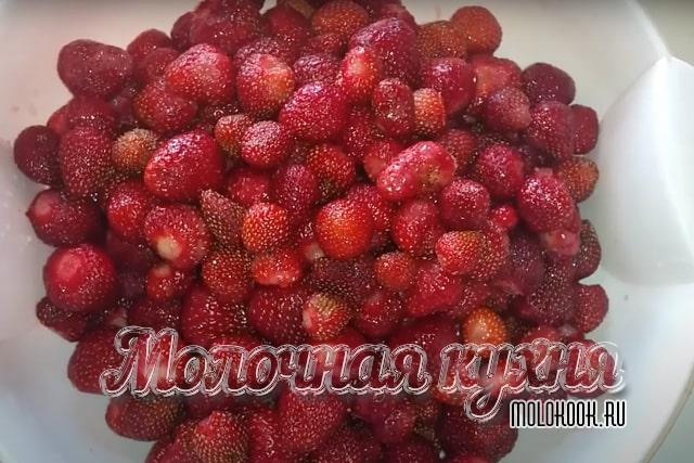 Очищенная клубника