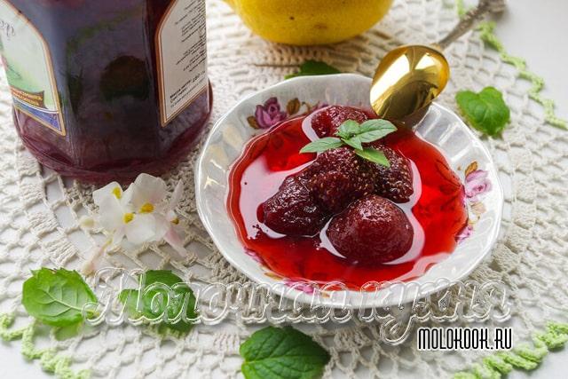 Рецепт с желатином, листиками мяты и базилика