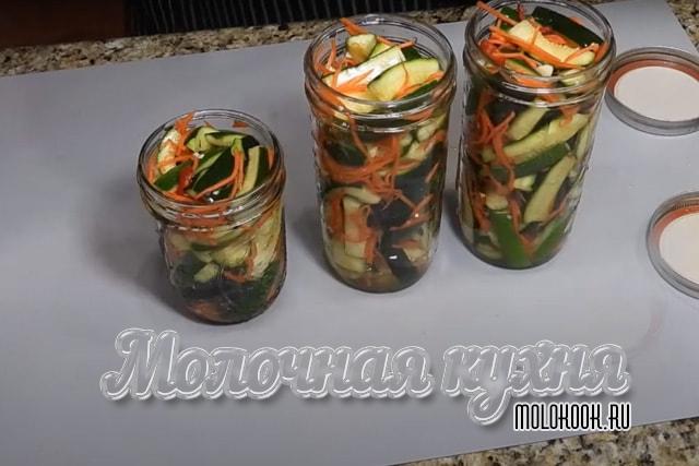 Салат разложен