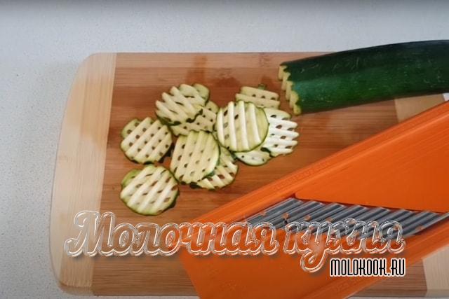 Кусочки цукини