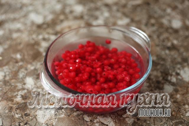 Мытье смородины