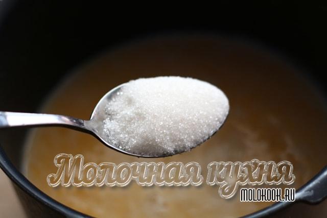 Добавление сахара