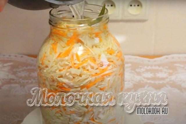Заливание капусты маринадом