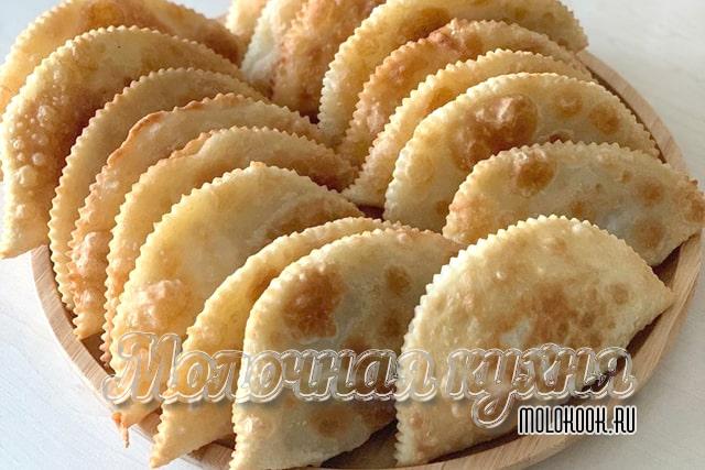 Чебурекчное тесто на уксусе