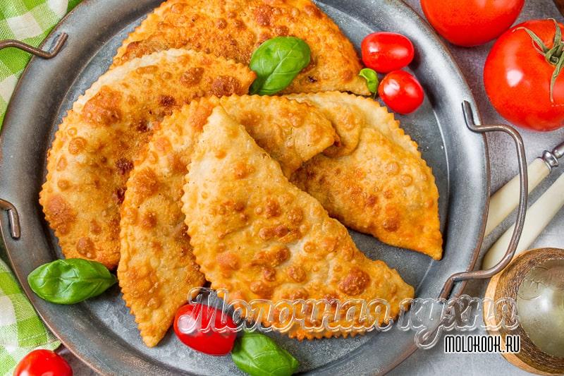 Чебуреки как из чебуречной