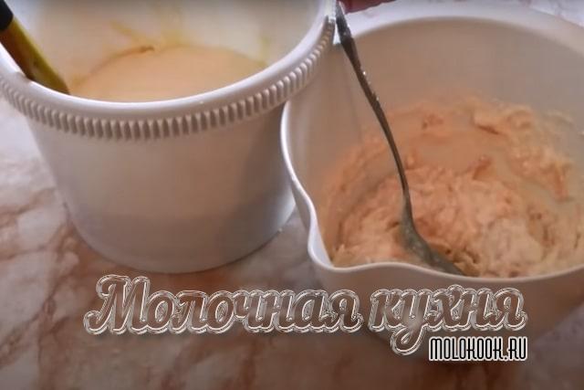Готовое тесто и творожно-яблочная прослойка