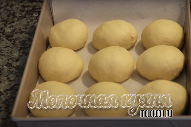 Заготовки выложены на противень