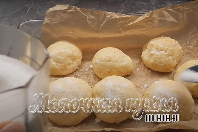 Посыпание сахаром
