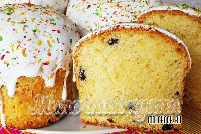 Куличи на кефире и твороге в разрезе
