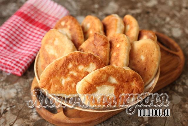 Самые вкусные рецепты жареных пирожков с картошкой на сковороде