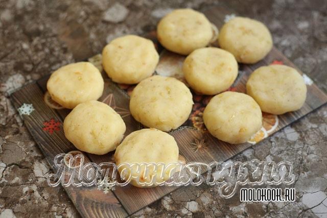 Самые вкусные рецепты жареных пирожков с картошкой на сковороде