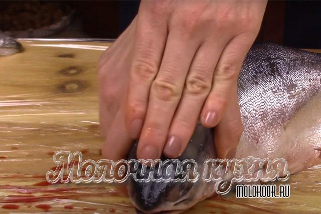 Выбираем горбушу с икрой - проверенные, надежные способы