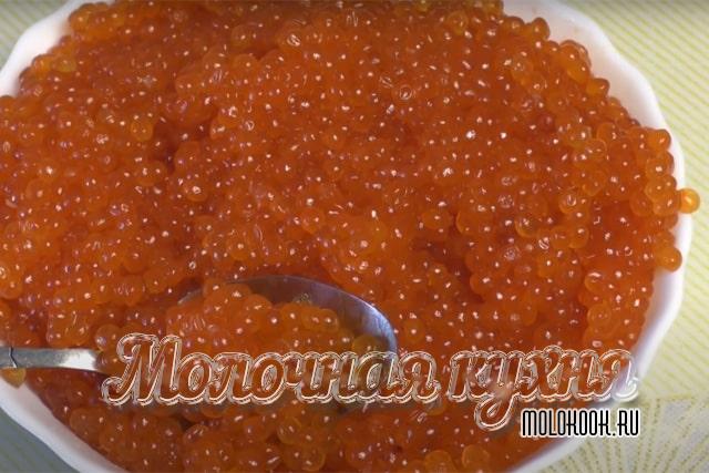 Солим икру горбуши: вкусные и быстрые способы в домашних условиях