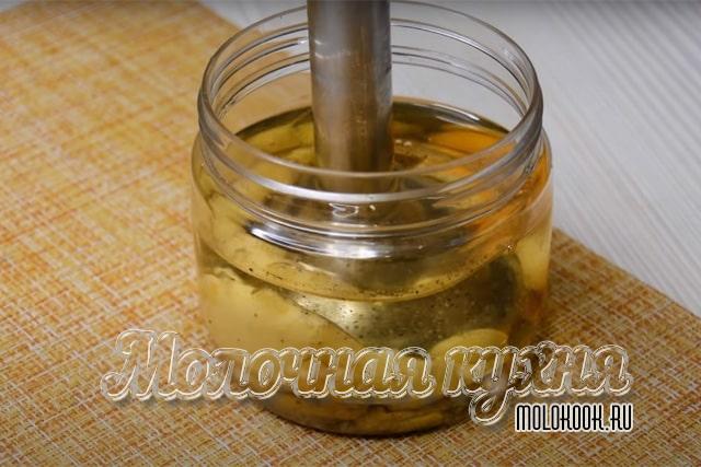 Соус тартар домашнего приготовления - лучшее дополнение к рыбе, мясу, овощам