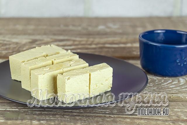 Соус тартар домашнего приготовления - лучшее дополнение к рыбе, мясу, овощам