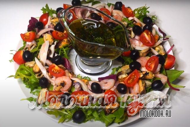 Вкусные салаты без майонеза – ТОП-23 рецептов на Новый год 2023