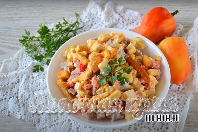 20 простых и вкусных салатов, которые подойдут на все случаи жизни