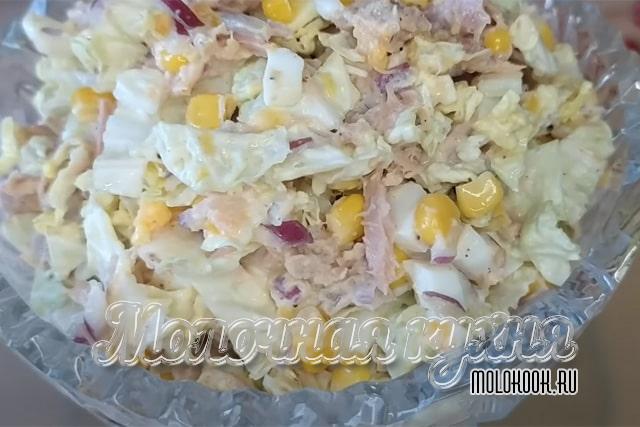 20 простых и вкусных салатов, которые подойдут на все случаи жизни