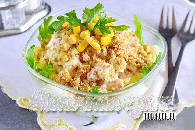 20 простых и вкусных салатов, которые подойдут на все случаи жизни