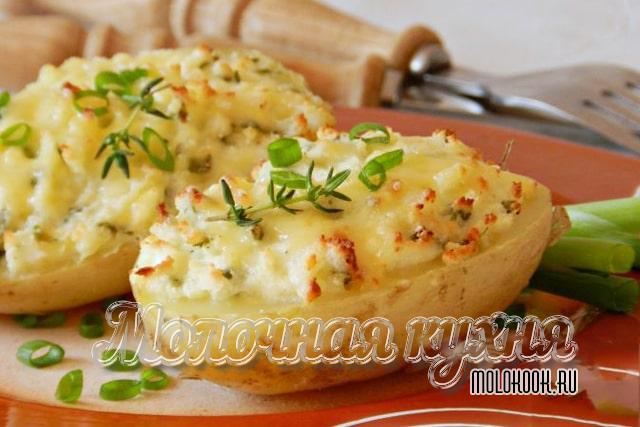 Картошка, фаршированная брынзой
