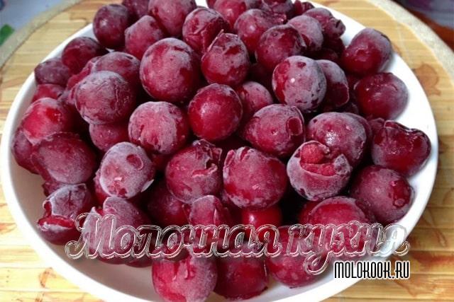 Замороженная вишня без косточек