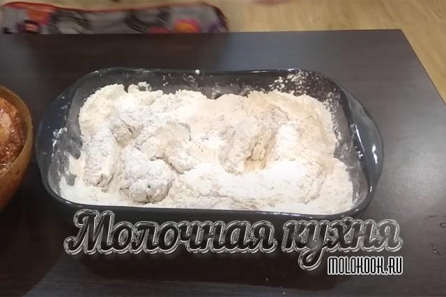 Запанировать