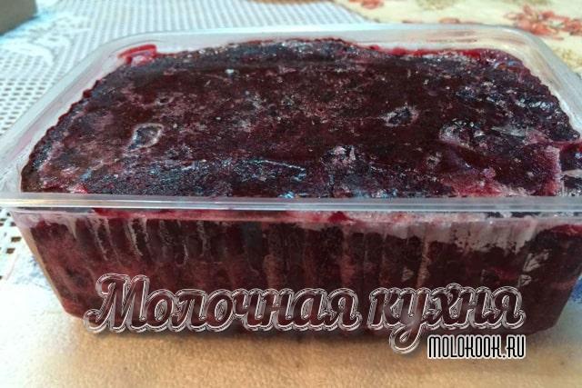 Смородина, замороженная в сиропе