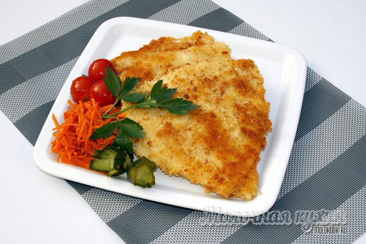 Капустный шницель в тройной панировке
