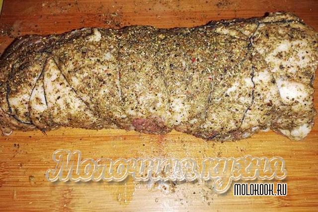 Мясо, обваленное в специях
