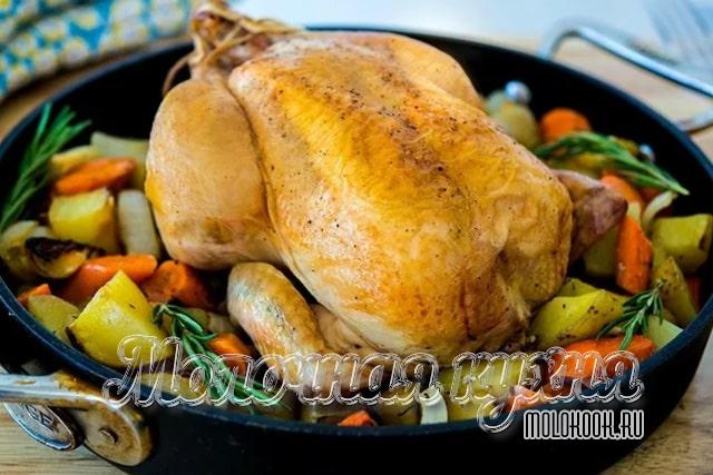 Курица с овощным гарниром