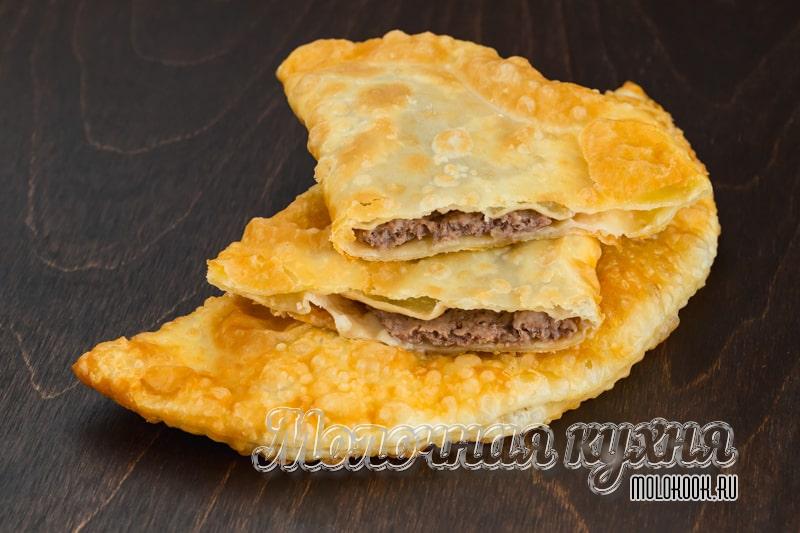 Чебуреки с начинкой