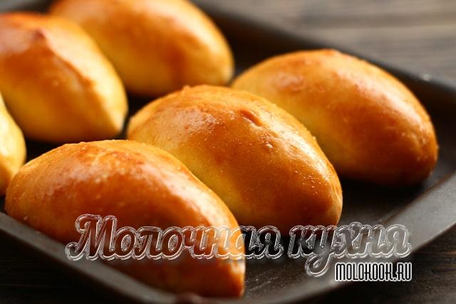 На молоке и сухих дрожжах
