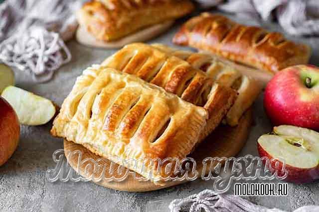 Пирожки с яблоками и орехами из готового слоеного дрожжевого теста