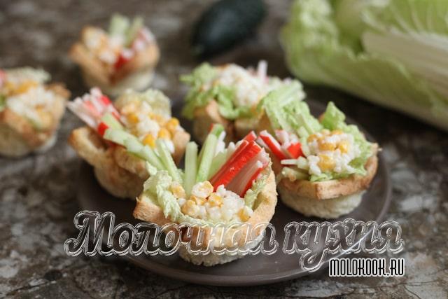 С огурцом и пекинской капустой
