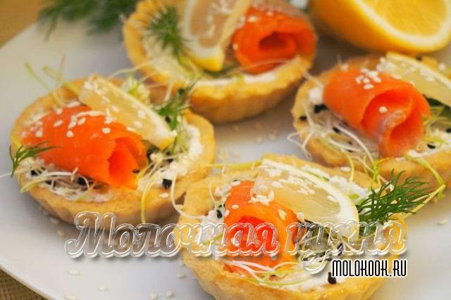 Праздничный тарталетки с красной рыбой - вкусно, быстро и красиво