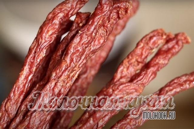 Чесночные колбаски из говядины «Пивчики»