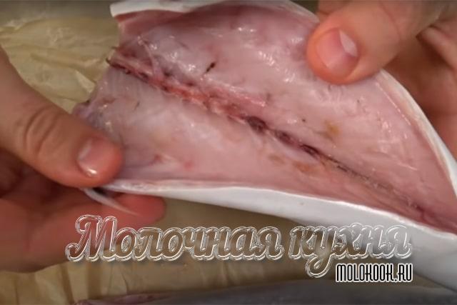 Промыть и просушить тушки
